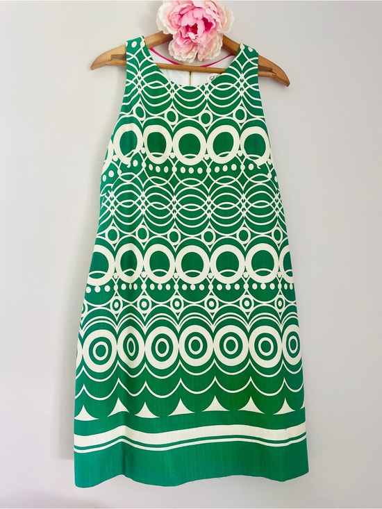 Eliza J Dresses & Skirts - Eliza J. Green White Geometric
Patterned Sleeveless Lined
Dress 8 Circles